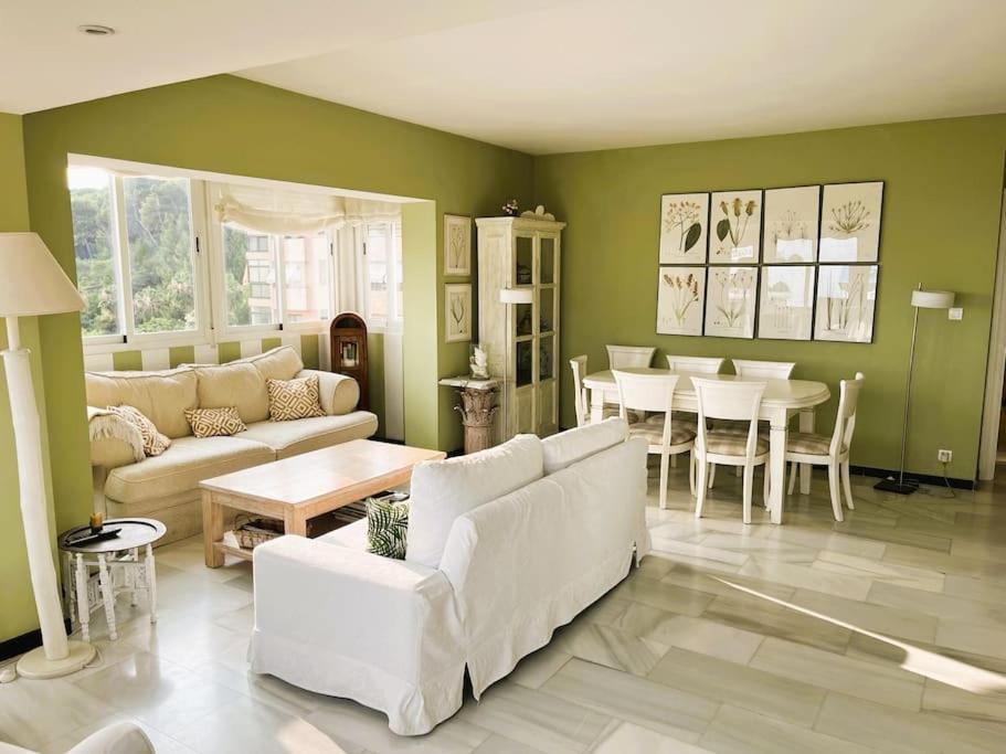 Apartemen Center Ricardo Soriano 6 Persons - At 250 M